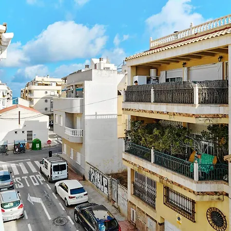 Calle Pola De Siero 38 , Two Bedroom Near Locos With Large Terrace And Air Conditioning In Every Room, *