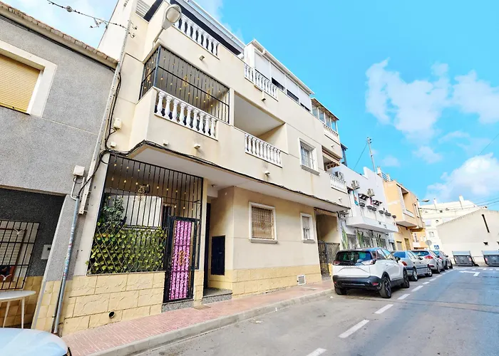 Apartamento Calle Pola De Siero 38 , Two Bedroom Near Locos With Large Terrace And Air Conditioning In Every Room,