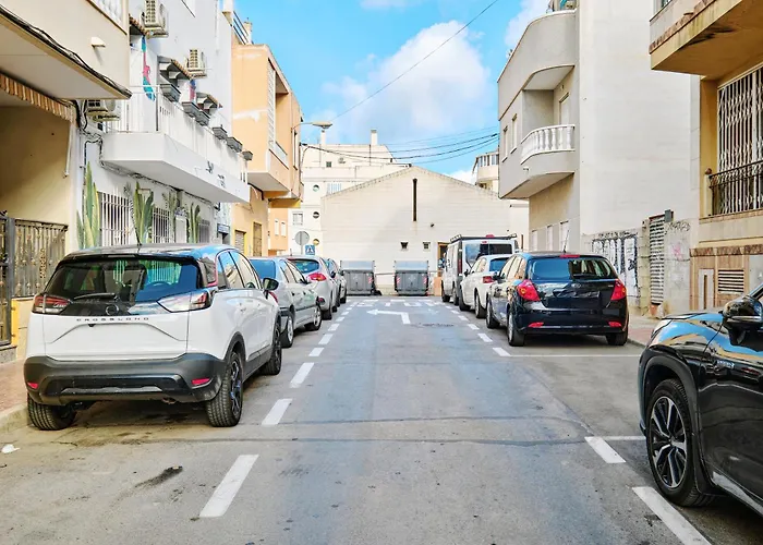 Calle Pola De Siero 38 , Two Bedroom Near Locos With Large Terrace And Air Conditioning In Every Room, *