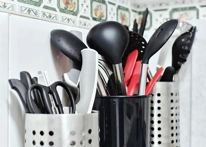 Calle Pola De Siero 38 , Two Bedroom Near Locos With Large Terrace And Air Conditioning In Every Room, Torrevieja