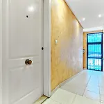 Calle Pola De Siero 38 , Two Bedroom Near Locos With Large Terrace And Air Conditioning In Every Room, Апартаменты