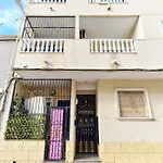 Апартаменты Calle Pola De Siero 38 , Two Bedroom Near Locos With Large Terrace And Air Conditioning In Every Room,
