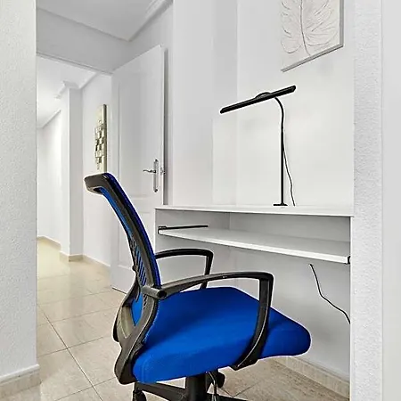 Calle Pola De Siero 38 , Two Bedroom Near Locos With Large Terrace And Air Conditioning In Every Room, *