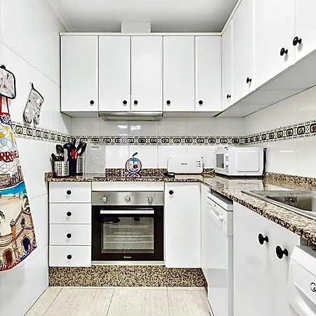 Apartament Calle Pola De Siero 38 , Two Bedroom Near Locos With Large Terrace And Air Conditioning In Every Room, *